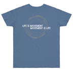 Camiseta Life is Movement – Diseño Inspirado en el Movimiento y la Vida Activa